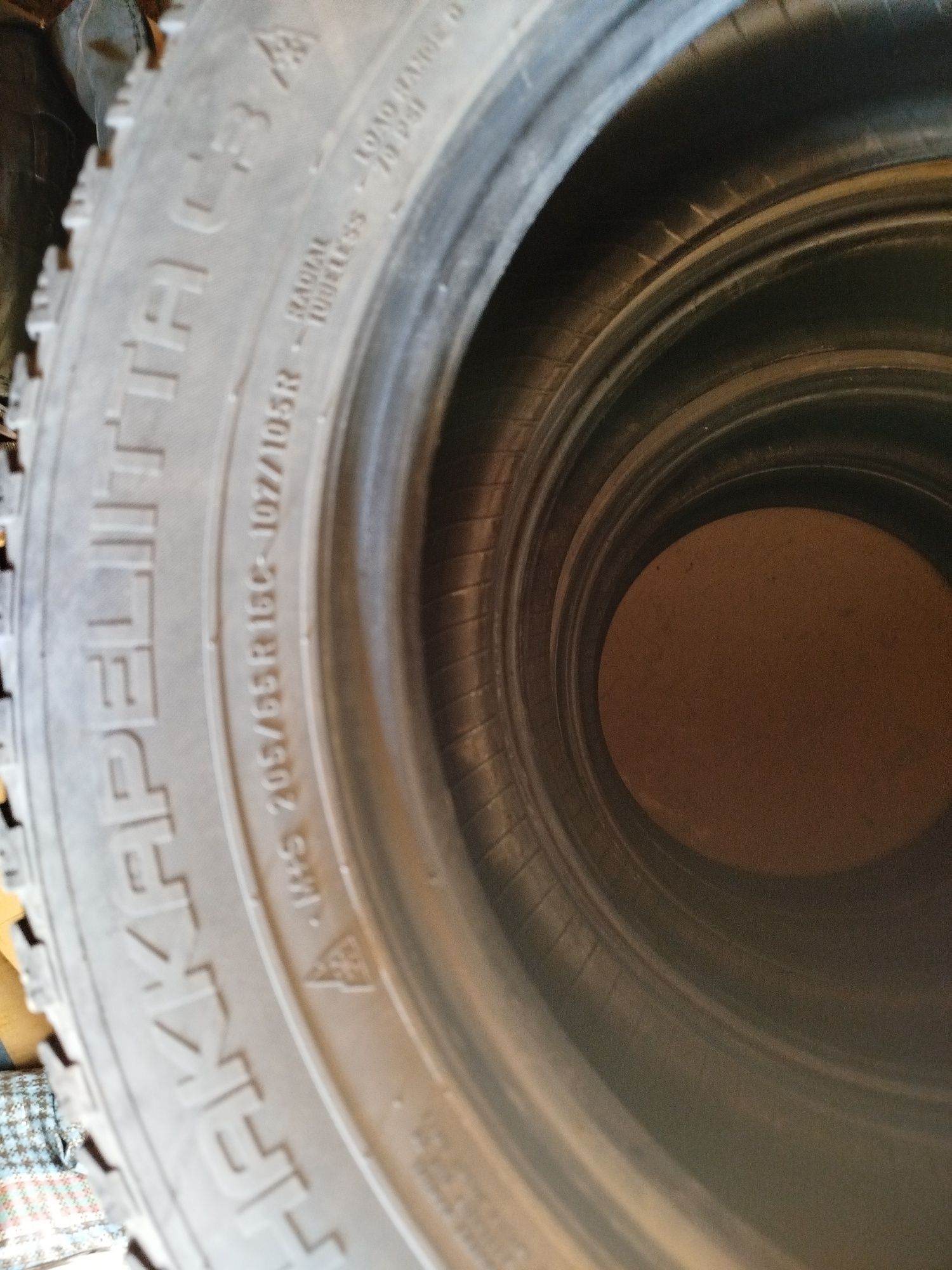 Шини Nokian 205/65 R16С