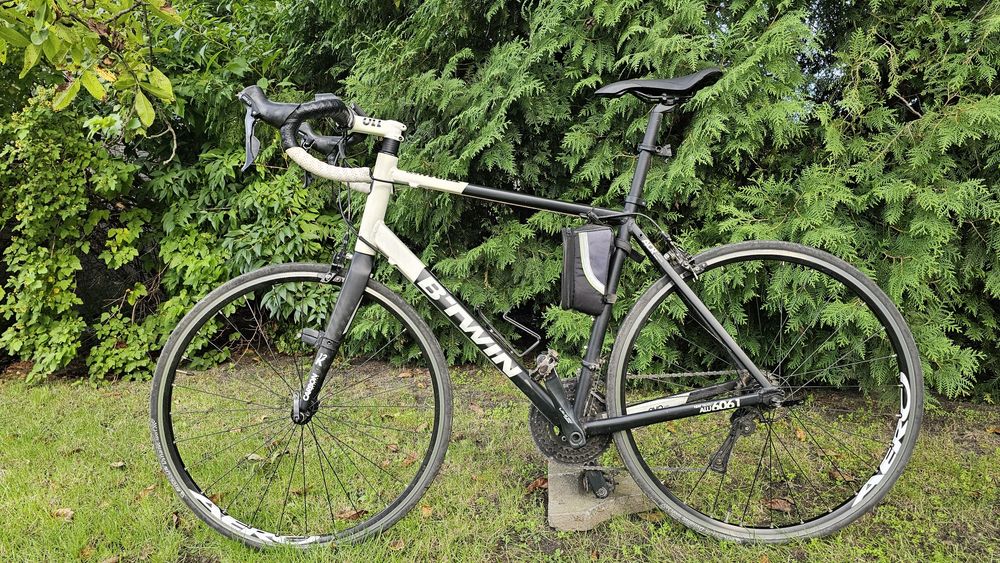 Rower szosowy Btwin Triban 520 rozm XL