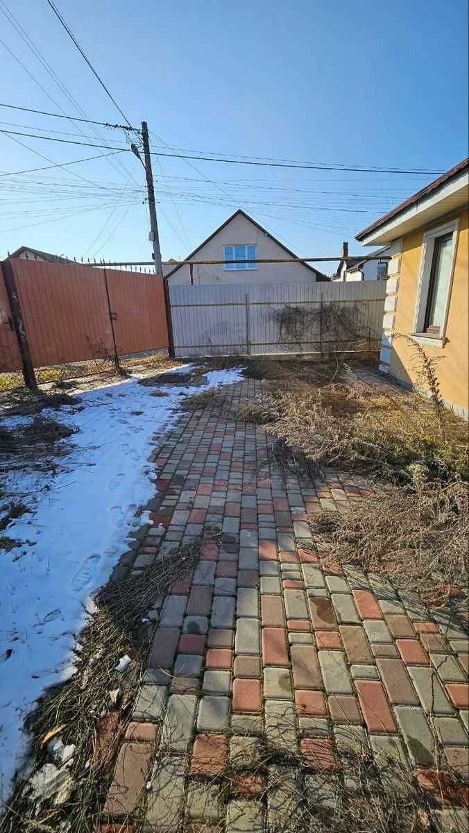 Продам одноэтажный дом 82 кв.м., с. Усатово.