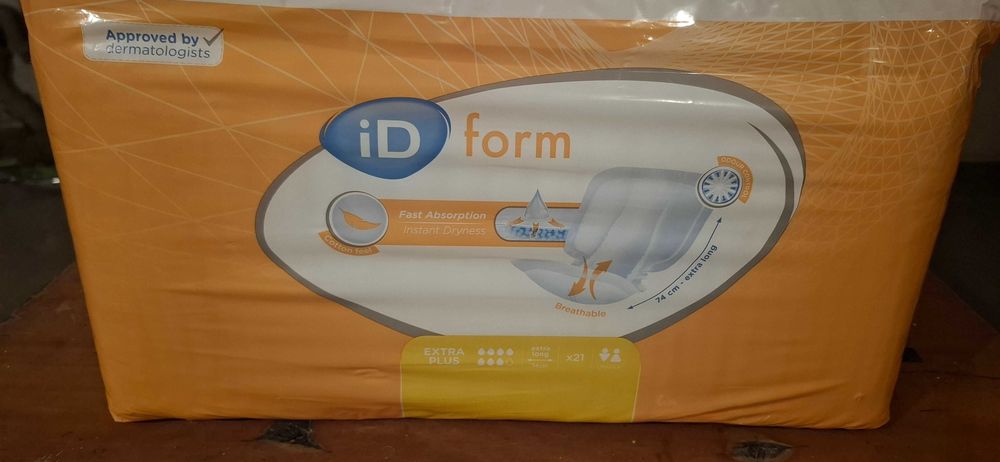 Seni SUPER Plus XL 30 sztuk oraz Pieluchy anatomiczne iD form