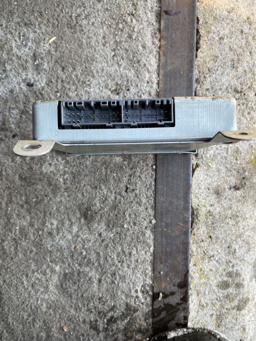 Продам блок керування двигуном мазда