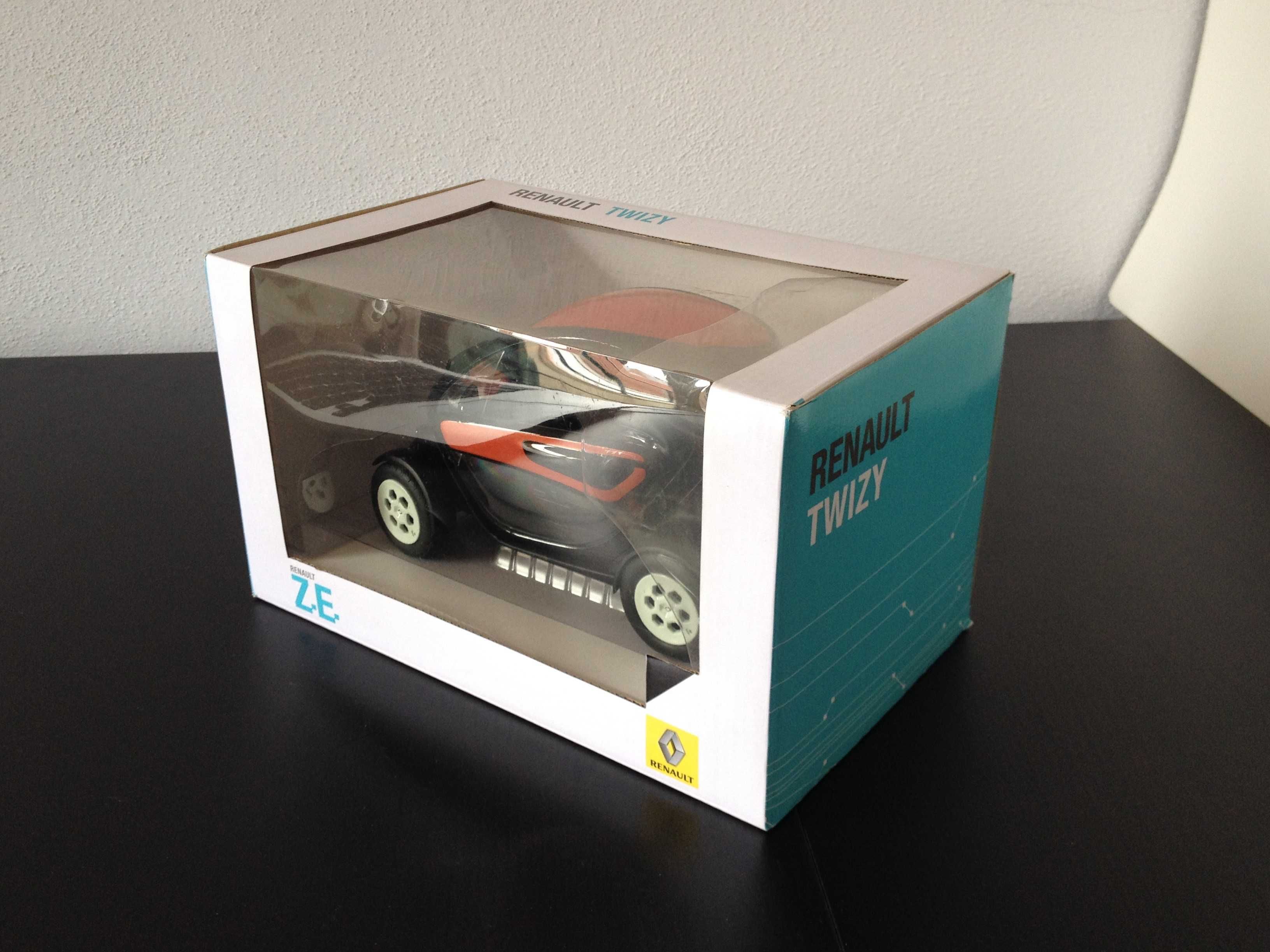 1:12 Keng Fai Toys Renault Twizy