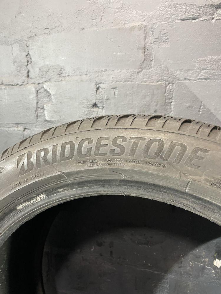 1шт 225/45 R17 Bridgestone Blizzak LM005