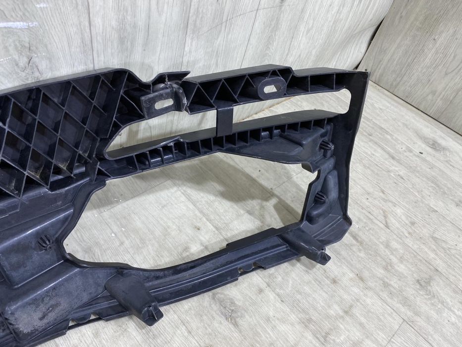 Бампер задний BMW 7 G11 G12 /2019-2022г. Кронштейн бампера 51127478348