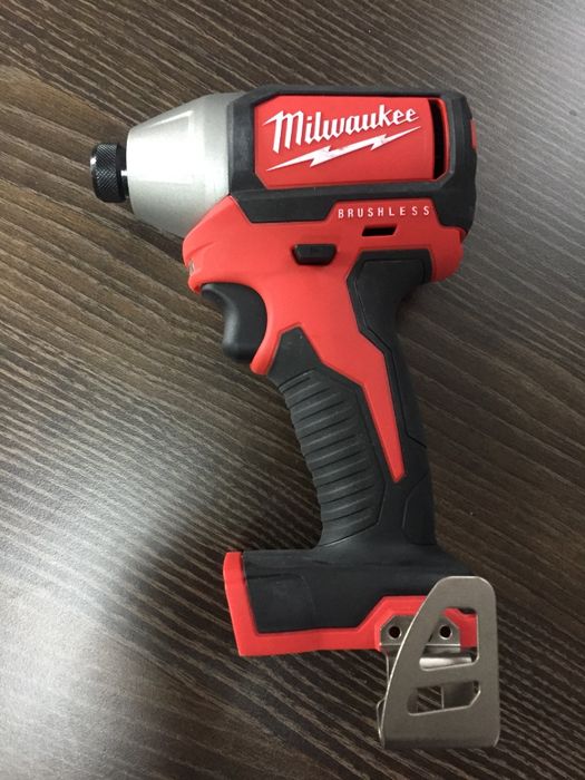 Milwaukee M18 BLID bezszczotkowa zakrętarka udarowa