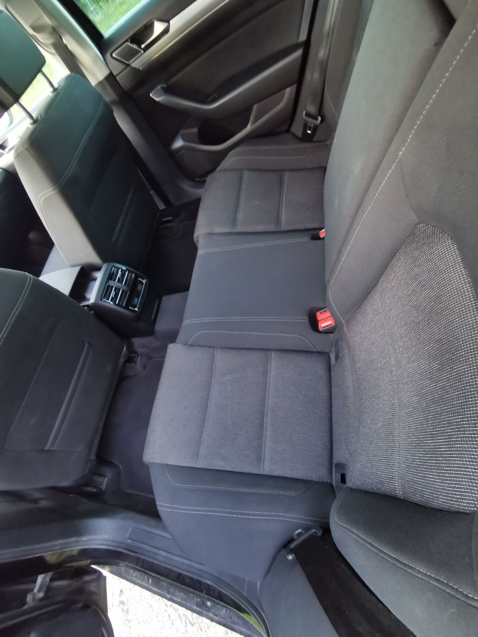 Volkswagen Passat B8 1.6 TDI DSG