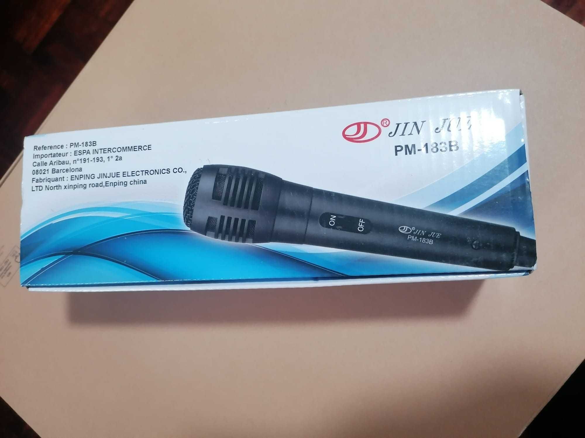 Microfone novo na embalagem original