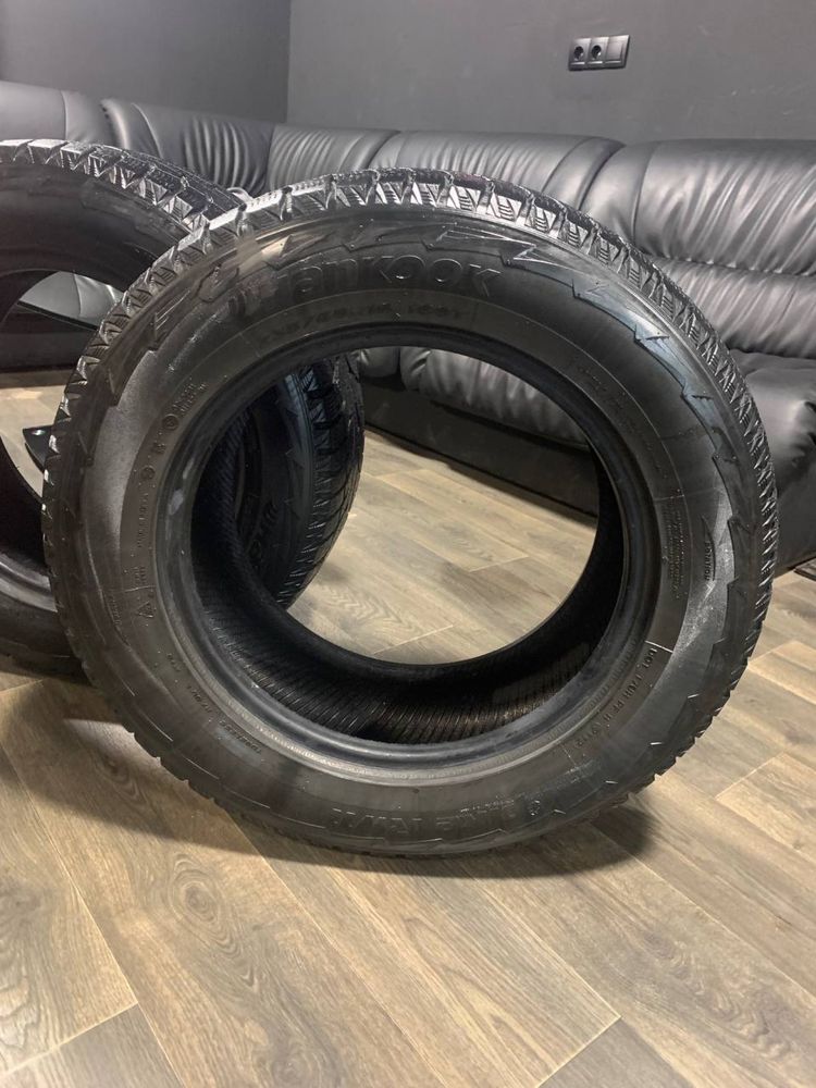 Гума Зимова hankook winter i*cept rw11 R16 235/60