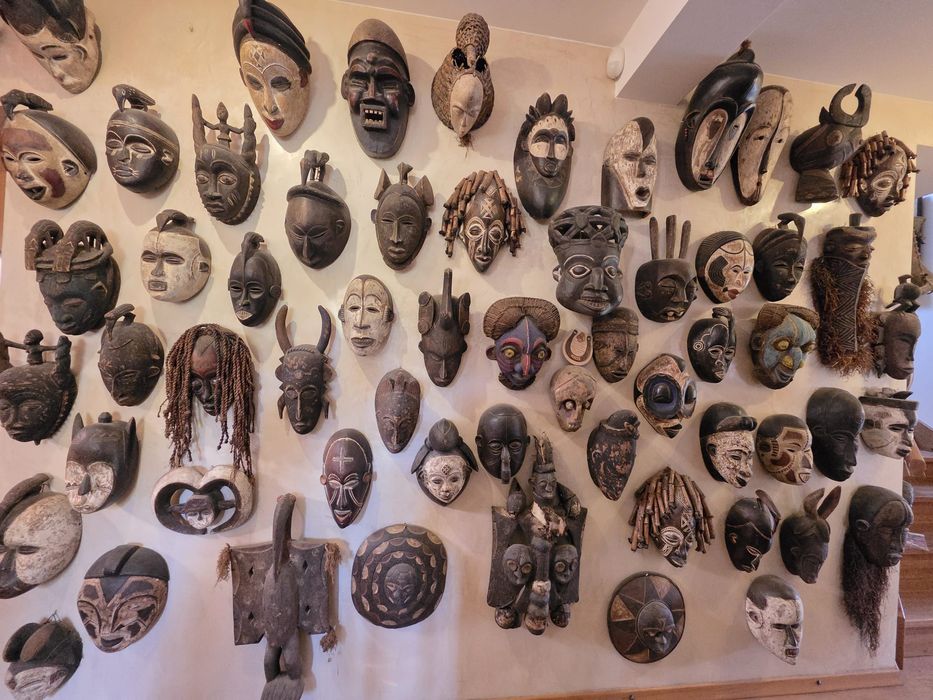 maski afrykańskie ,figury, rzeźby, artefakty  sprzedam