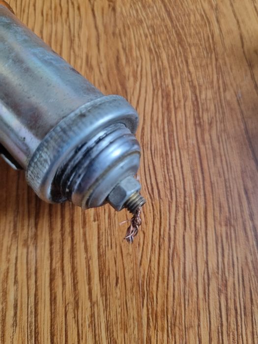 Прикурювач до авто