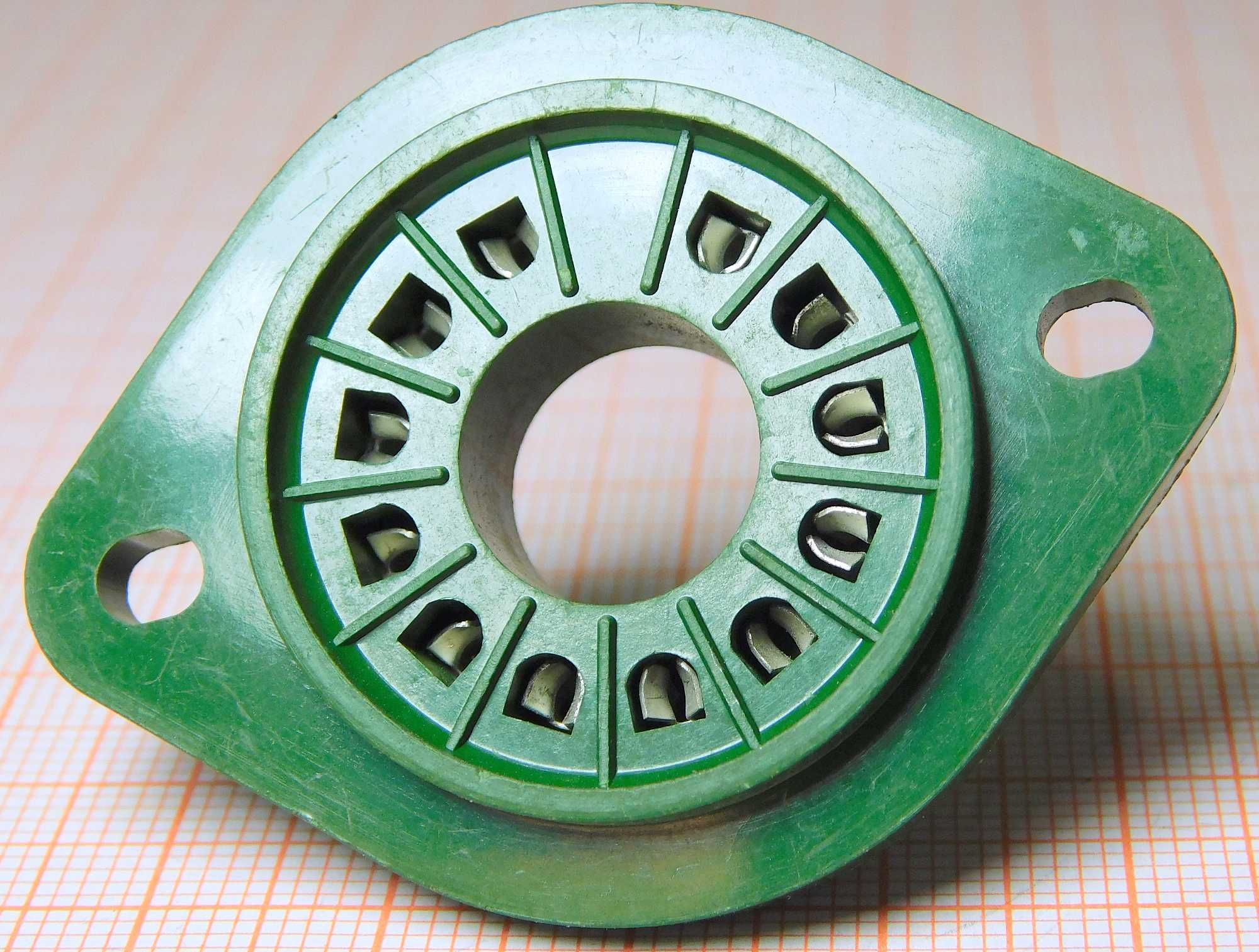 Podstawka lampy elektronowej 12-PIN lamp 9MN8, 6MN8 itp. [065]cena 2sz