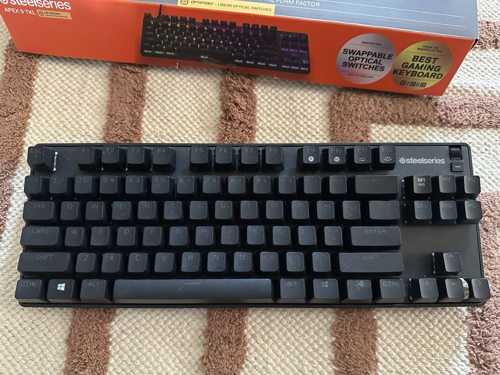 SteelSeries Apex 9 TKL – Klawiatura Gamingowa RGB