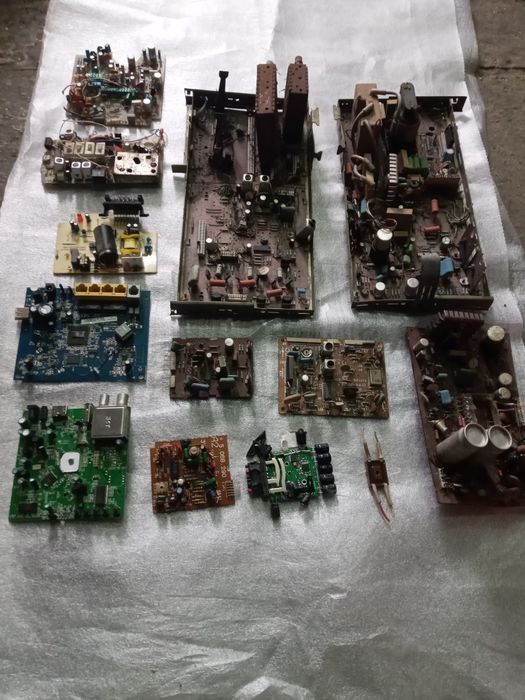 Платы. Радиодетали. Одним лотом.