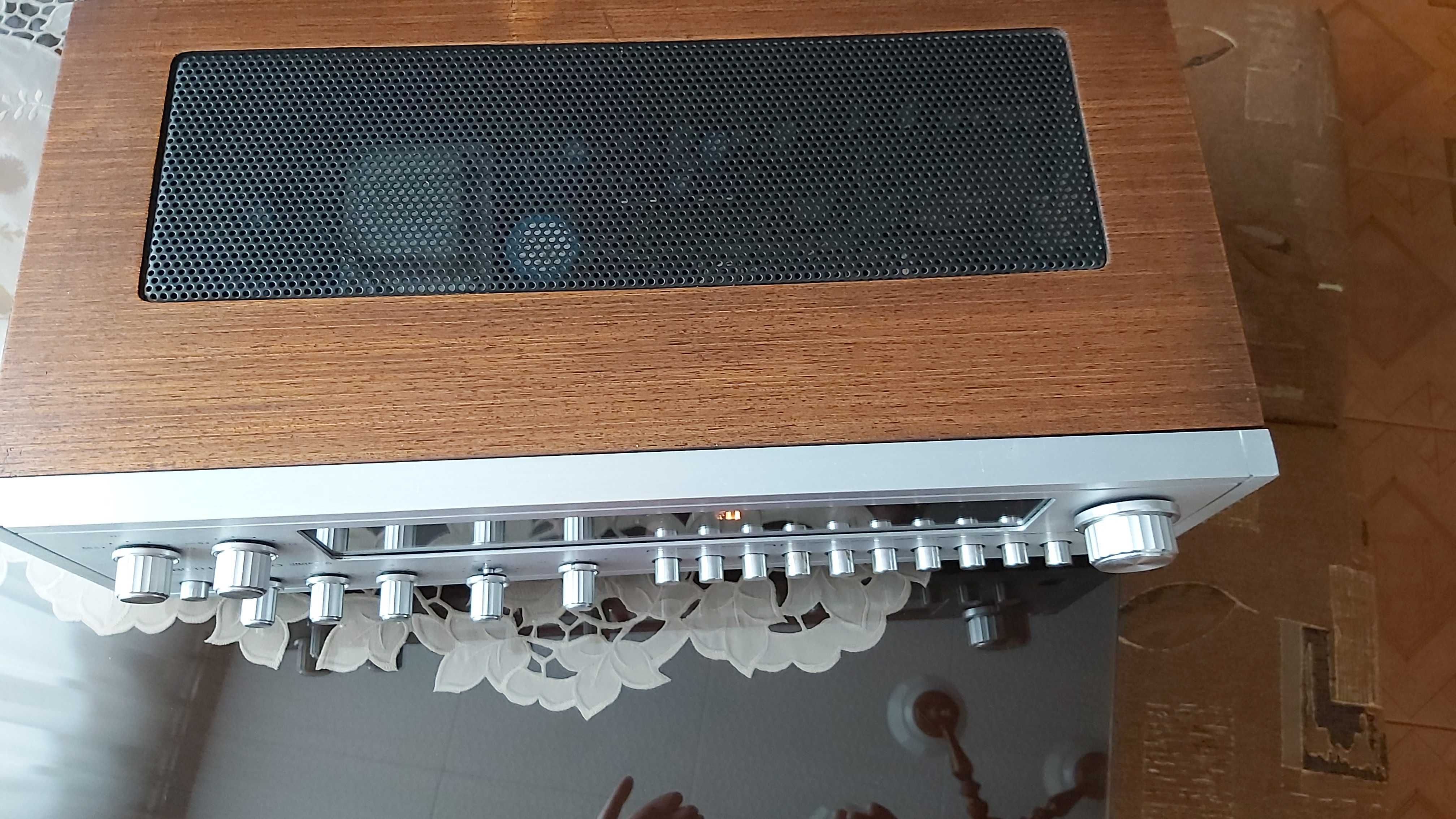 radio elizabeth dst - 203 z 1976 roku
