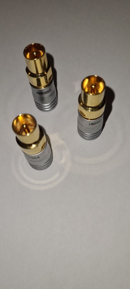 Cabo coaxial: 3 ponteiras macho Profigold