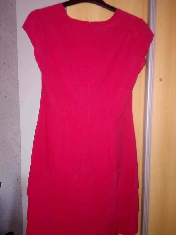 sukienka czerwona ,elegancka
