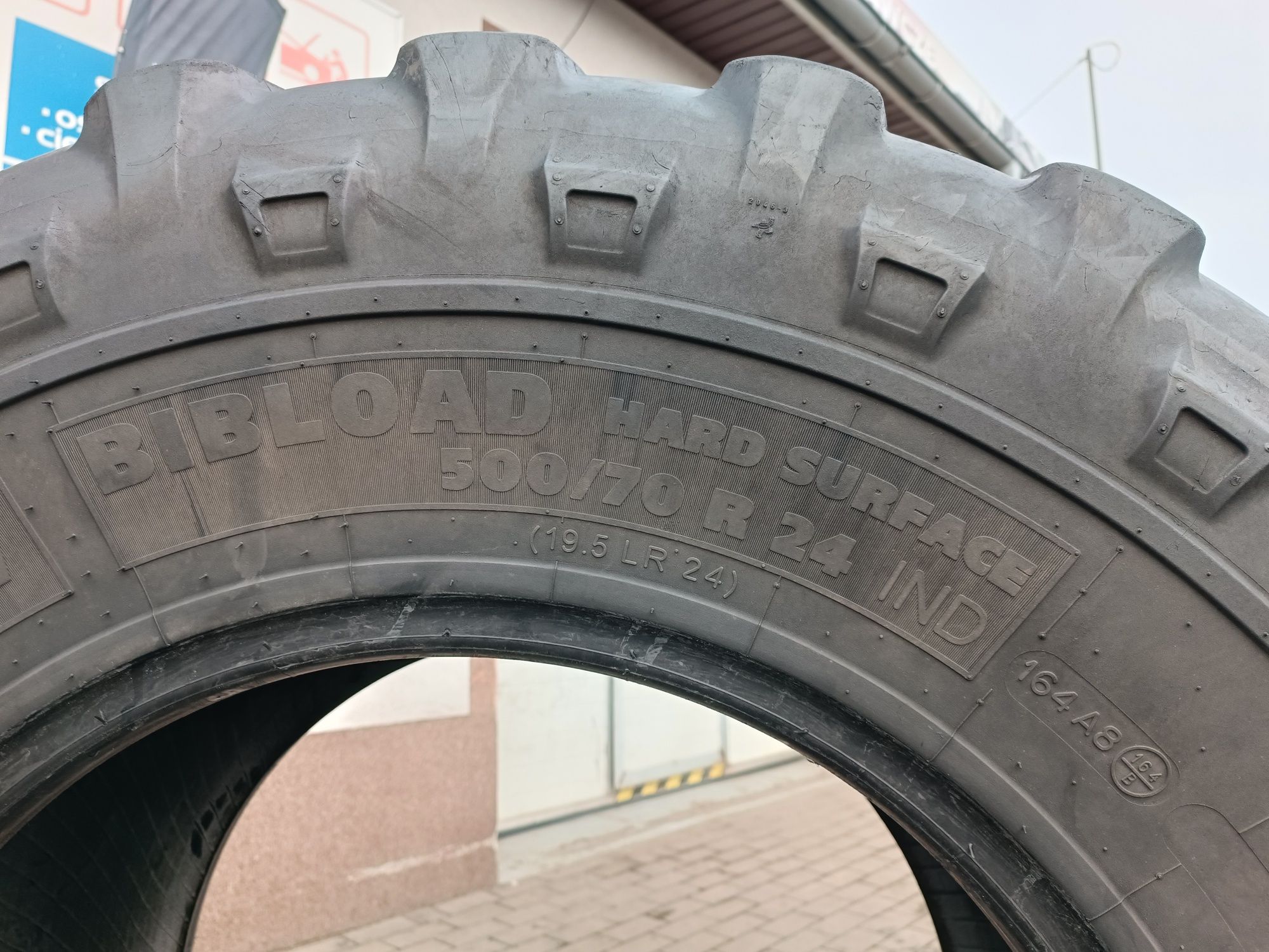 500/70R24 Michelin Bibload Hard Surface  19.5LR24