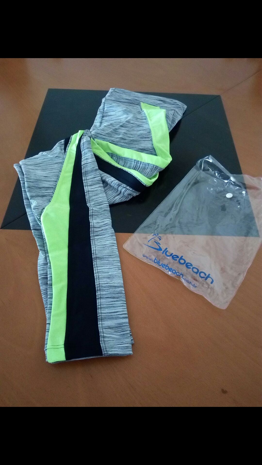 Calça fitness Bluebeach linda - nova/ na embalagem