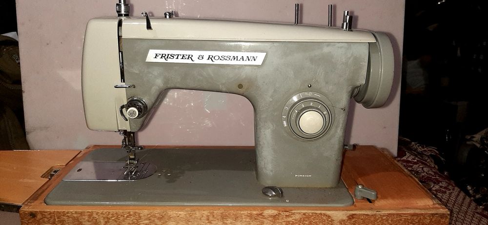 Швейная машина FRISTER  ROSSMANN продам