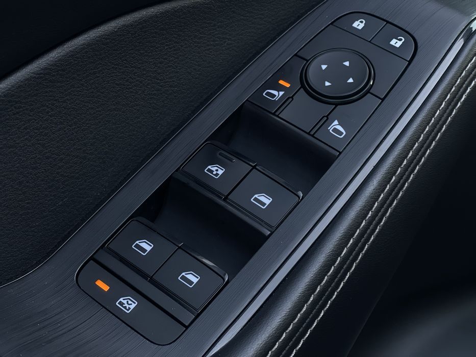 NISSAN ROGUE SV Отличное состояние