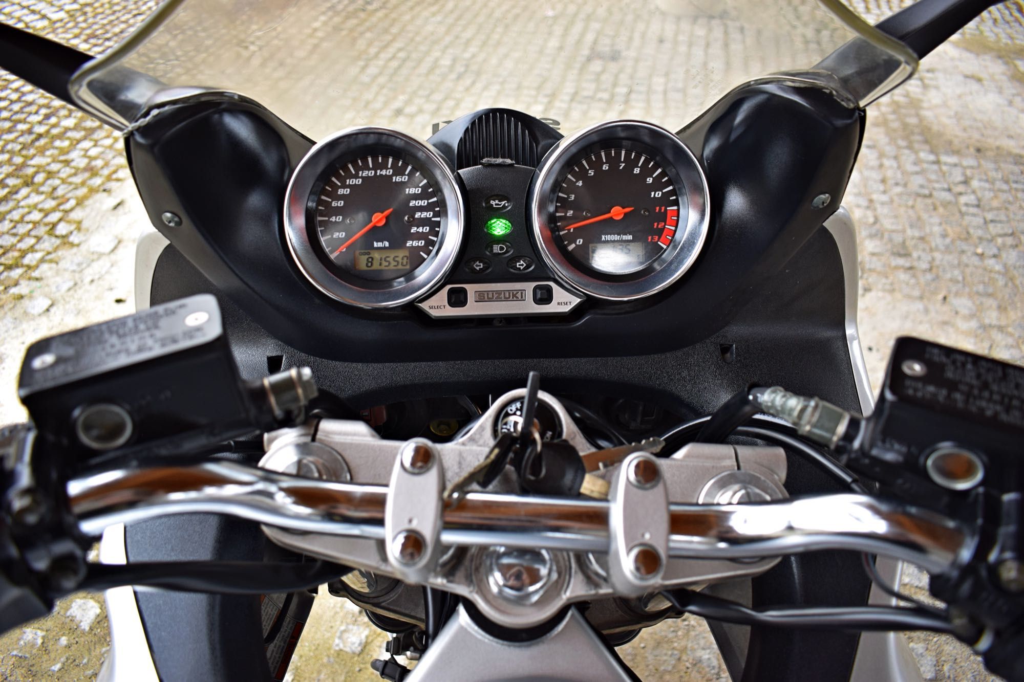 SUZUKI Bandit 1200 S Bez wkładu Po serwisie+TUV ! NOWE OPONY + Dodatki