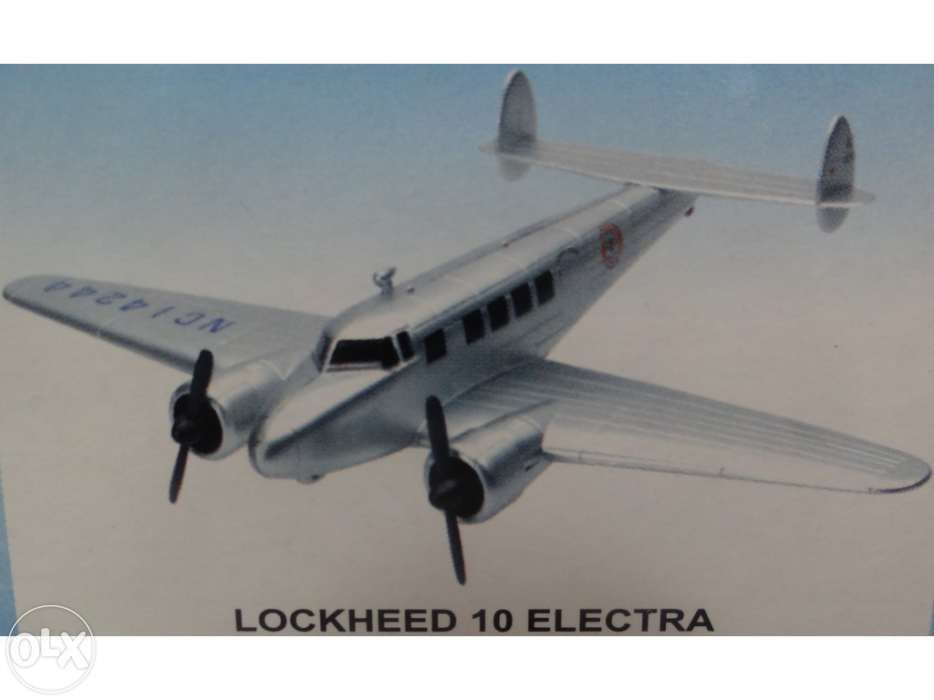 Avião miniatura Lockheed 10 Electra ( American Airlines )