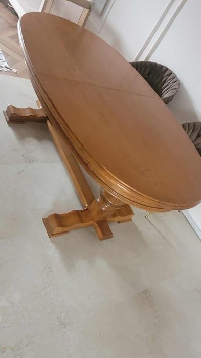 Sprzedam stół dębowy