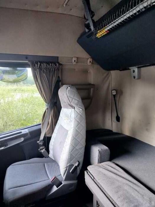 Ciągnik siodłowy Scania R420