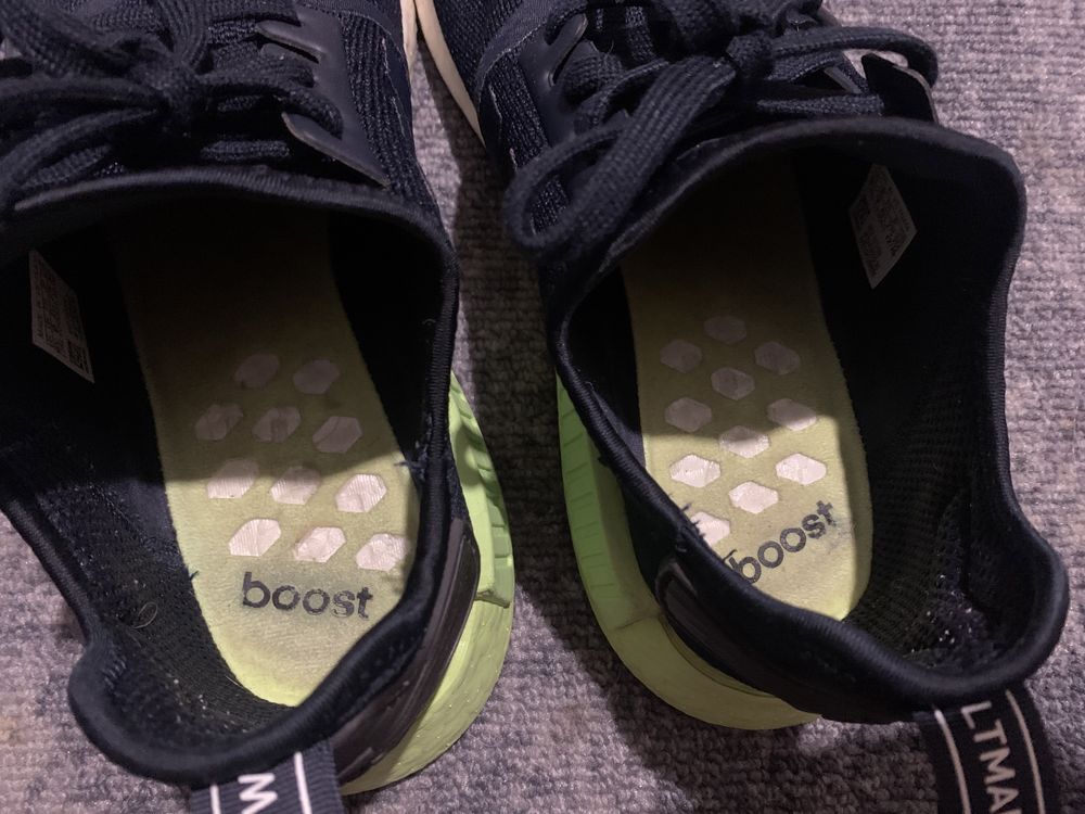 Adidas boost чоловічі 43(27,5)