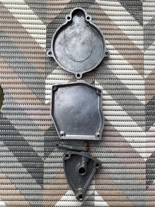 Кришки до ріги на мотор