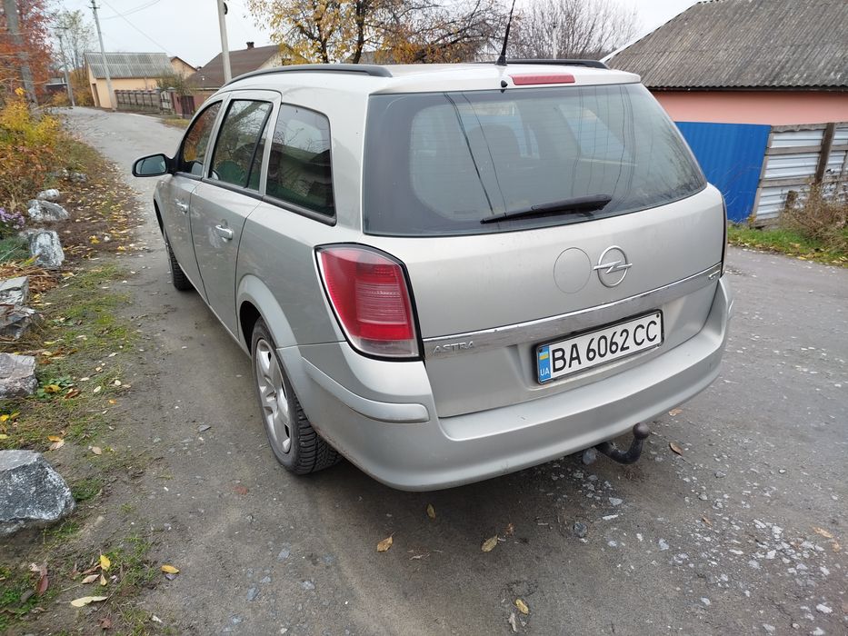 Продам астру 2006 рік