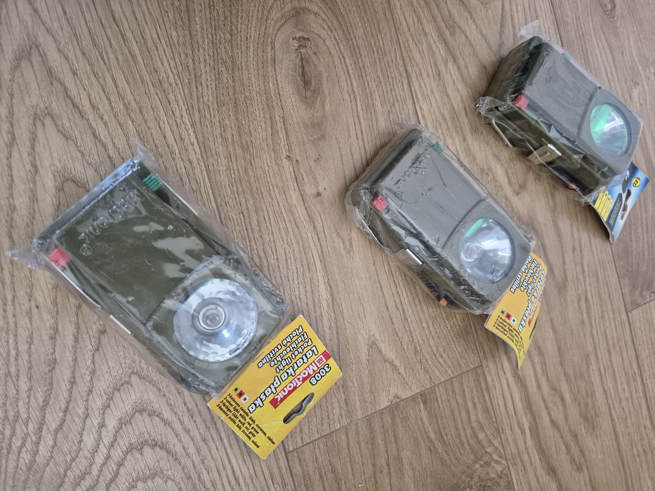 Latarka zielona płaska