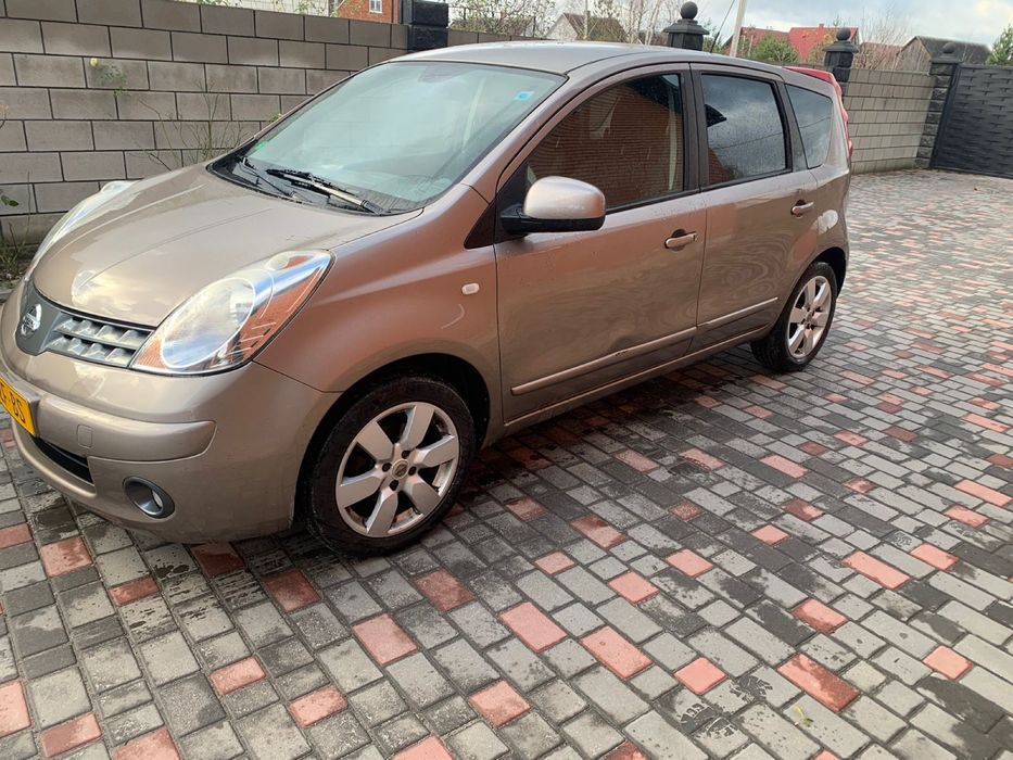 Пригнана з Голандії Nissan note