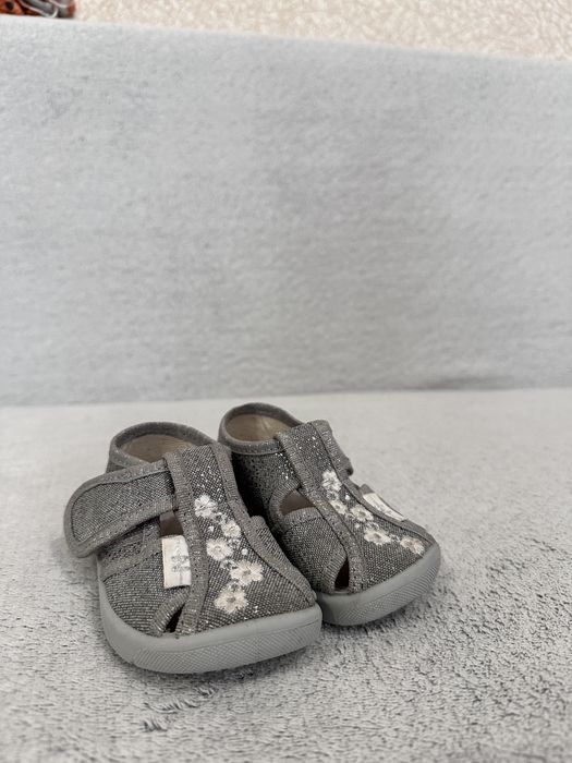 Босоніжки сандалі дитячі