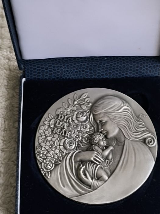 Medalha Baltazar. Comemorativa dia da mãe.