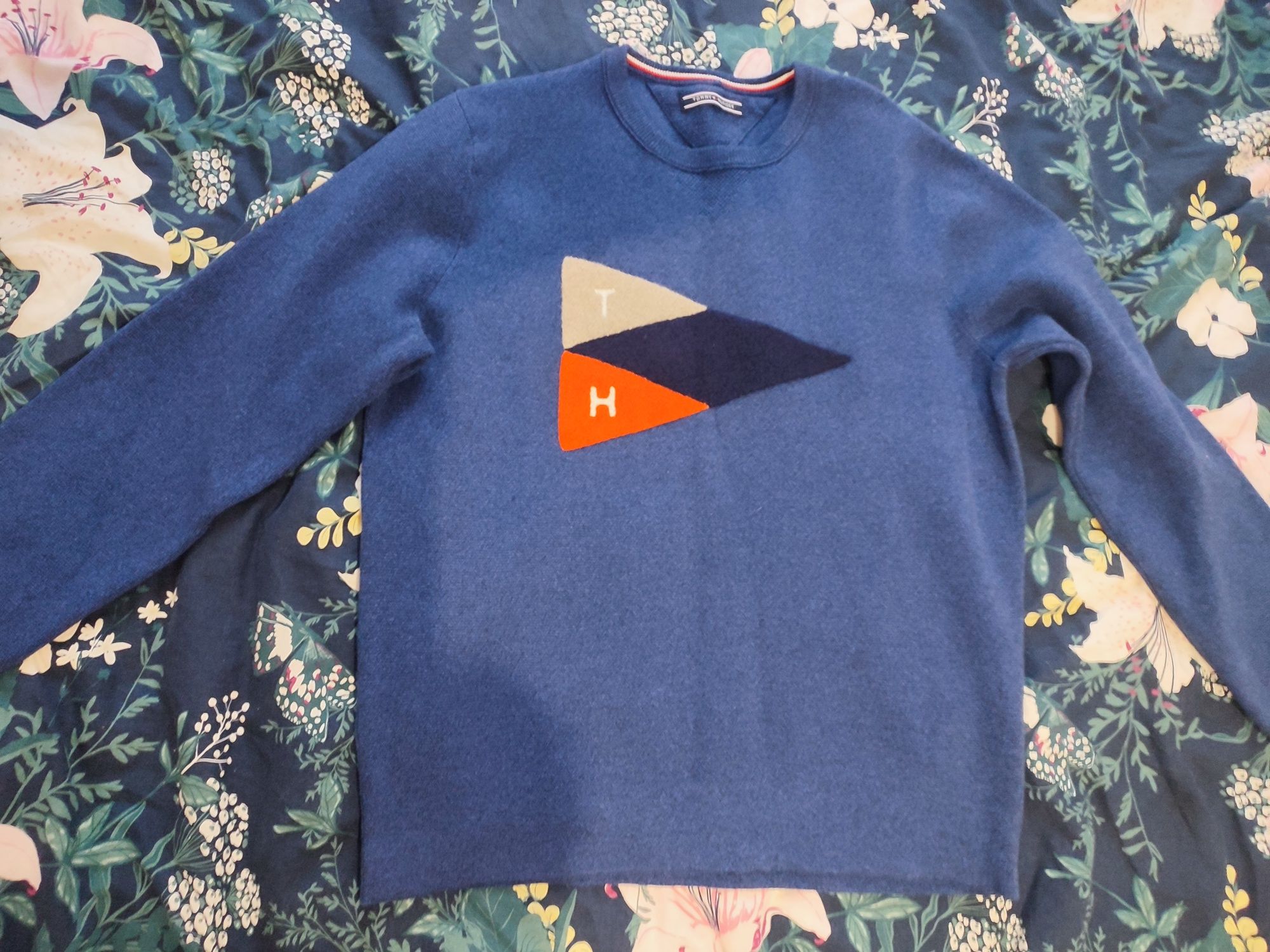 Sweterek Tommy Hilfiger rozmiar L