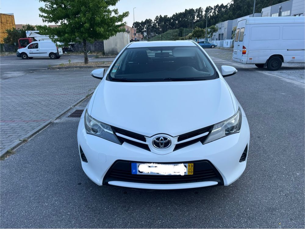 Toyota Auris Bizz IVA discriminado