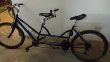 bicicleta tandem (2 lugares)