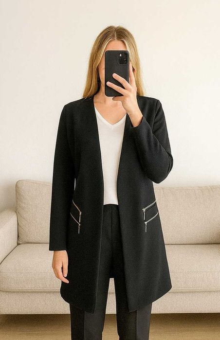 Czarna długa marynarka elegancka biurowa smart casual
