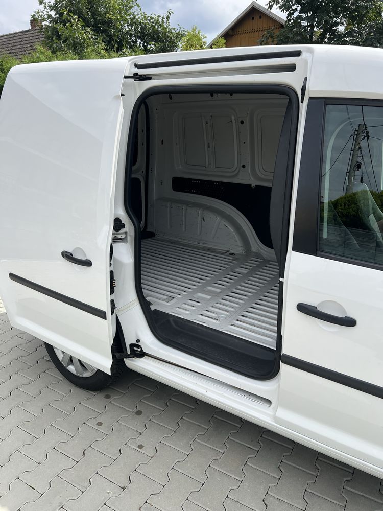VW Caddy 2014 FV23%