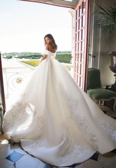 Королівська весільна сукня Milla Nova Virginia