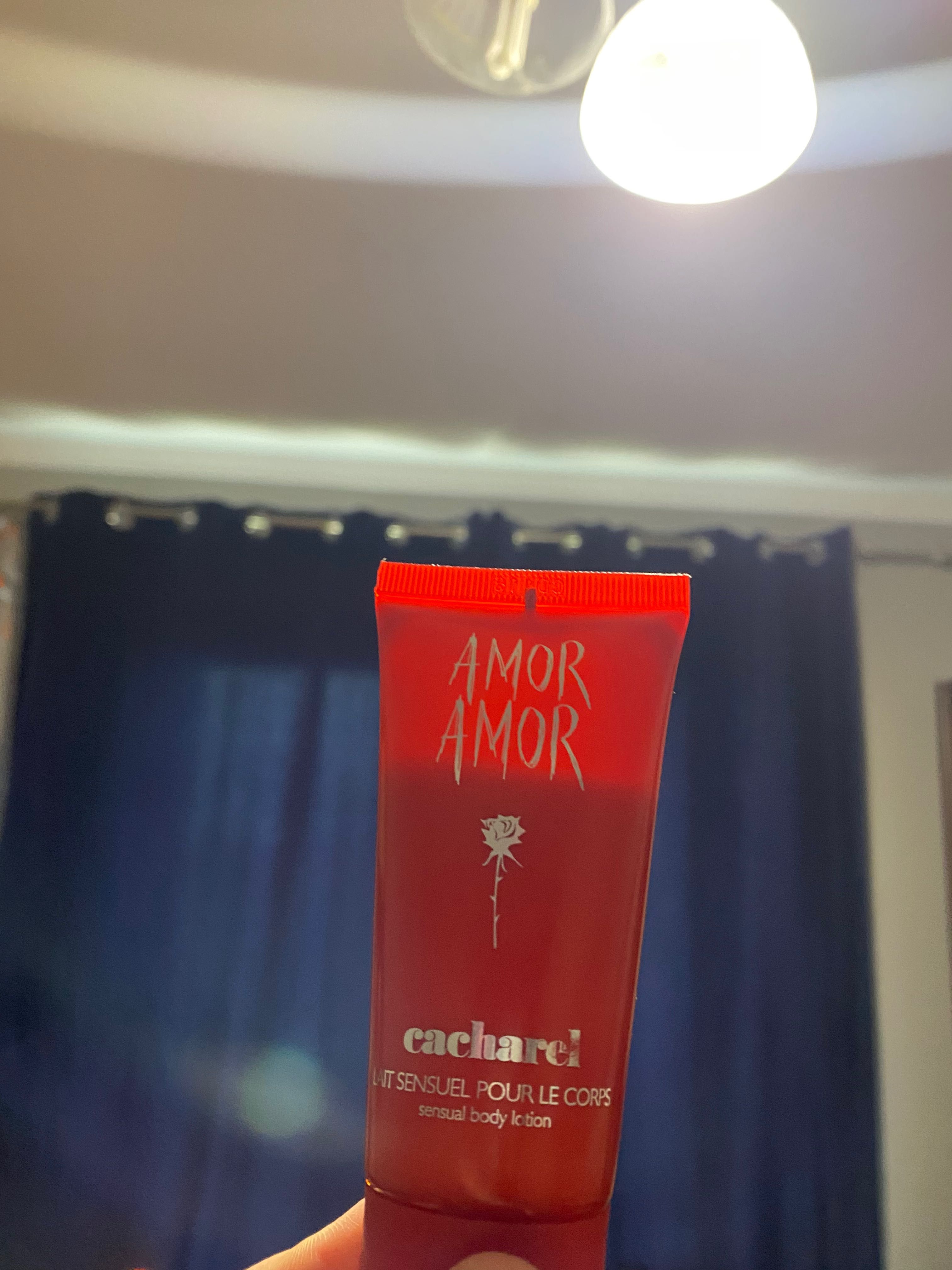 Cacharel amor amor body lotion do ciala krem zestaw 50 ml + 50 ml