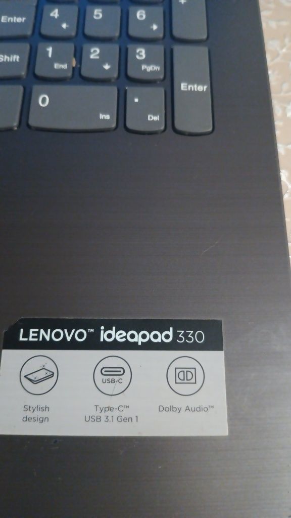 Laptop Lenovo 330