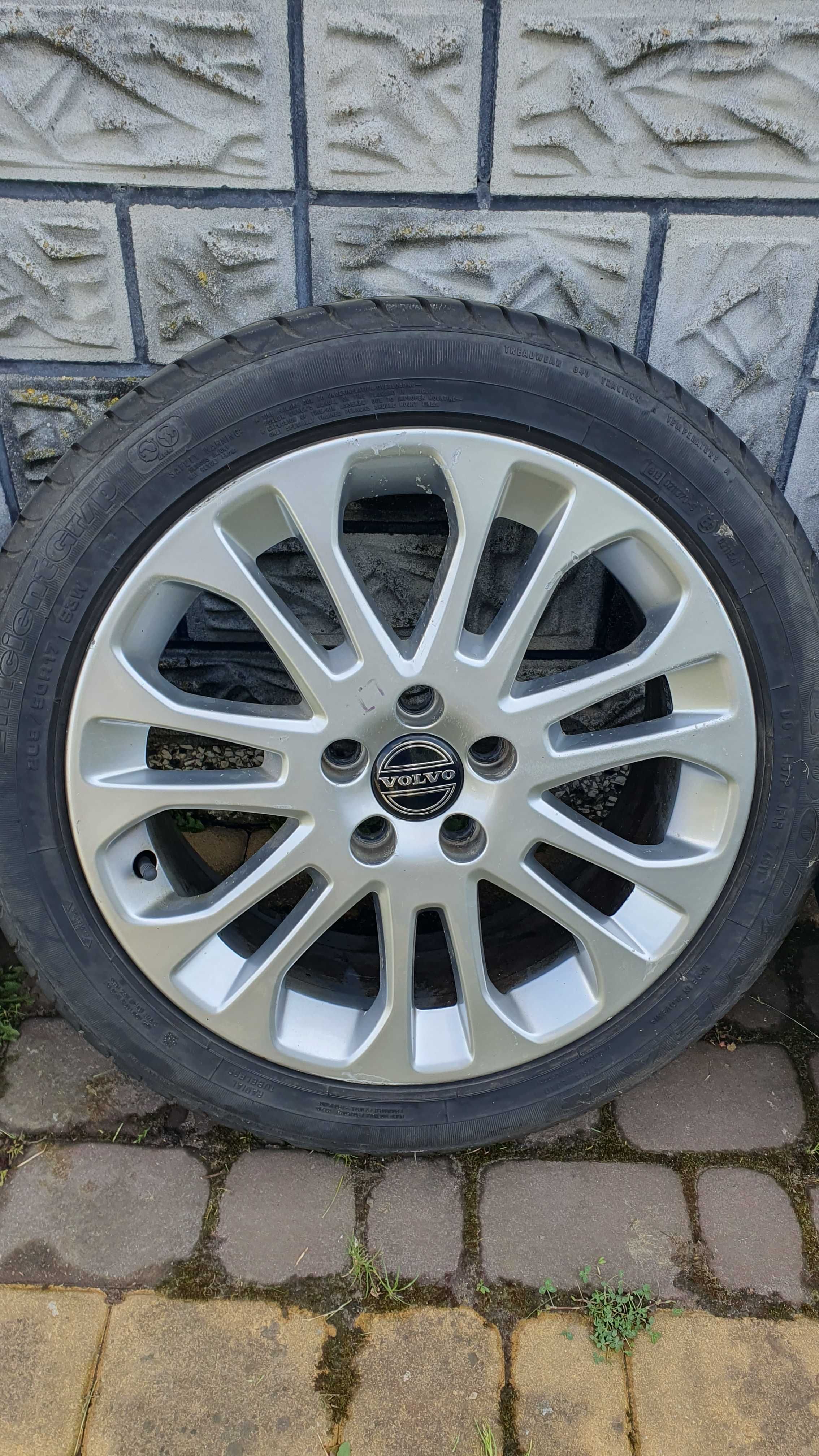 Koła od Volvo S40 205/50 R17