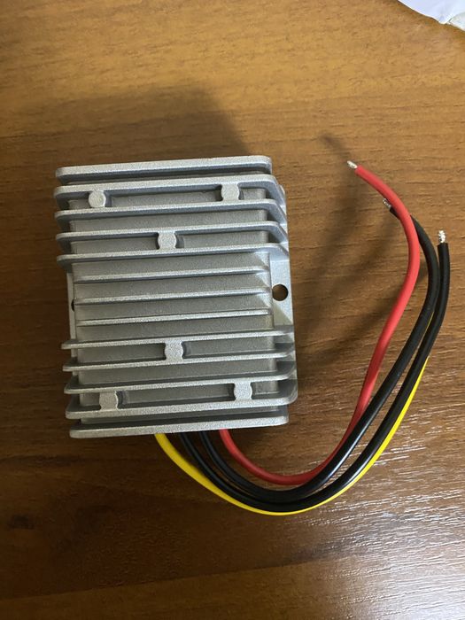 Перетворювач живлення DC 8-40V to 12V 13.8V 6А