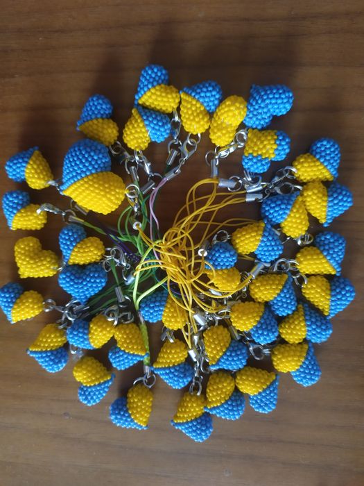 Брелок, підвіска з бісеру.