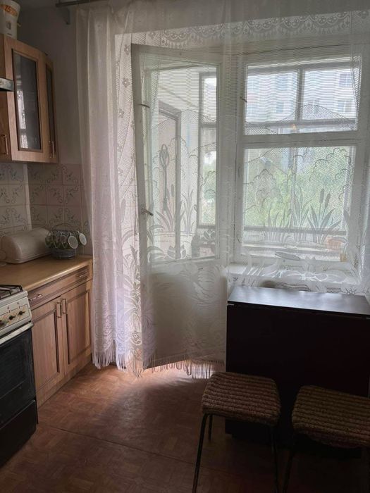 Продаж 2 кім квартири на 2 поверсі район Мрео