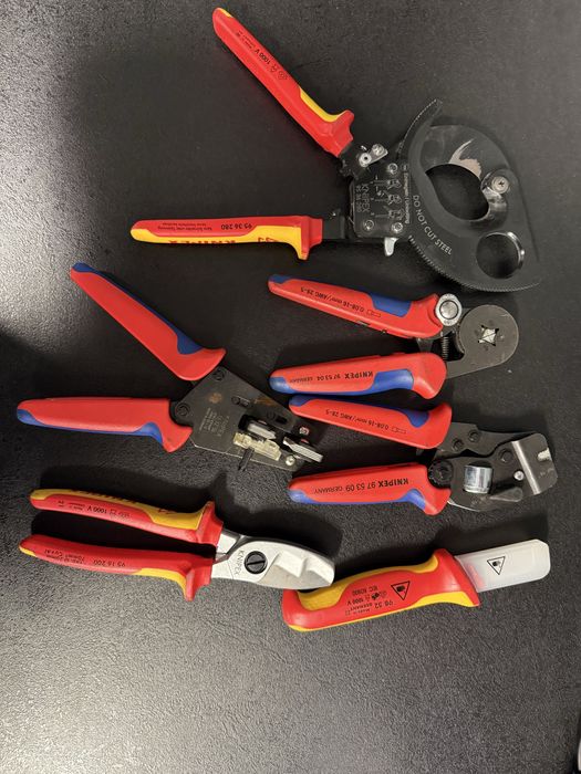 Zestaw narzedzi KNIPEX