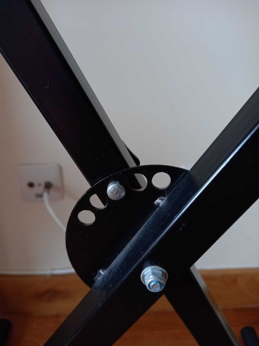 Suporte para keyboard e Banco