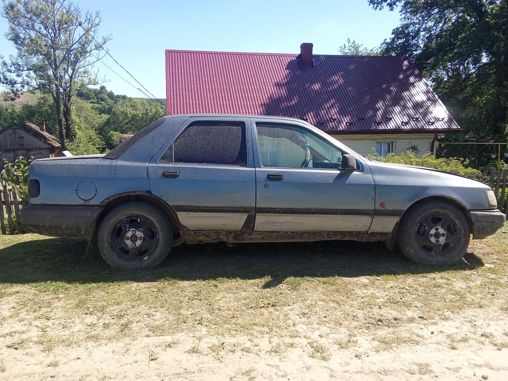 Ford sierra продаж на запчастини